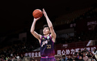 吳前失利，三分高效得14分助功3次。