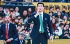 王博贊青島DJ水平高，鼓勵(lì)“事難成，終必做”。